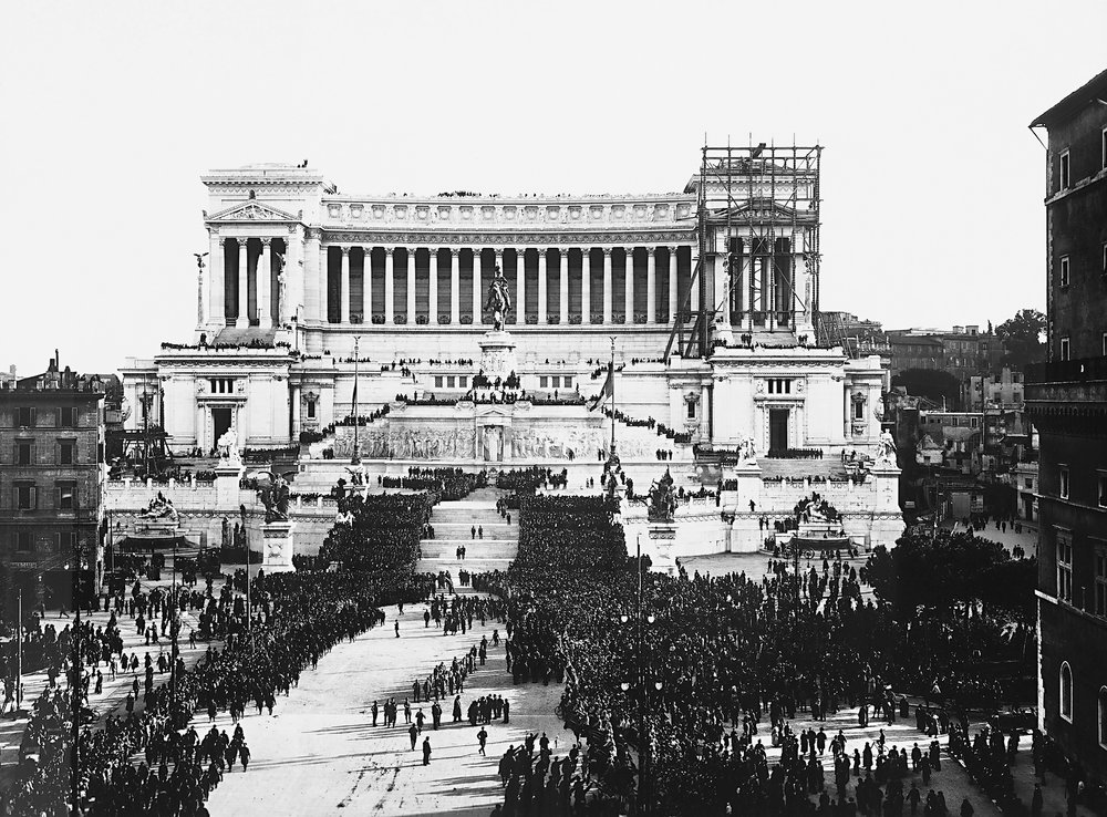 Fascist Celebration Commemorating the Unknown Soldier at the Altare ...