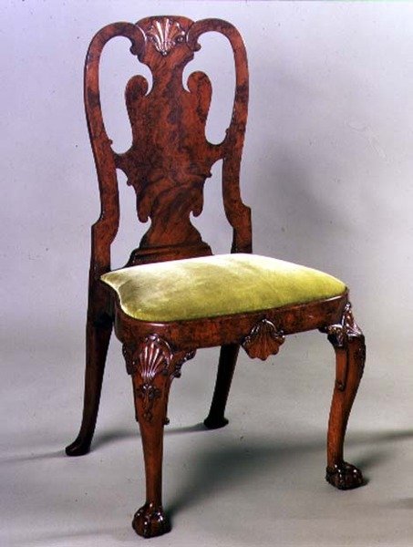 George I side chair with shell carving and cabriole legs