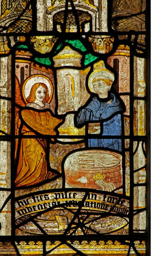 Window 5 depicting St Neot is told about the fish in the well by an angel