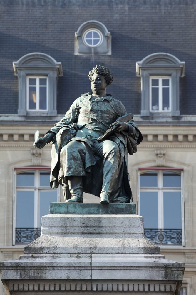 Statue of Alexandre Dumas (1802-1870), French writer, author of The Three Musketeers and The Count of Monte Cristo (Monte Cristo), bronze sculpture by Gustave Doré (1832-1883). Photograph, KIM Youngtae, Paris. by Gustave Dore