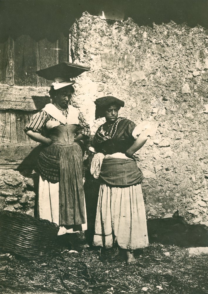 Two Farmers from the Roman Countryside Wearing Traditional Clothes ...