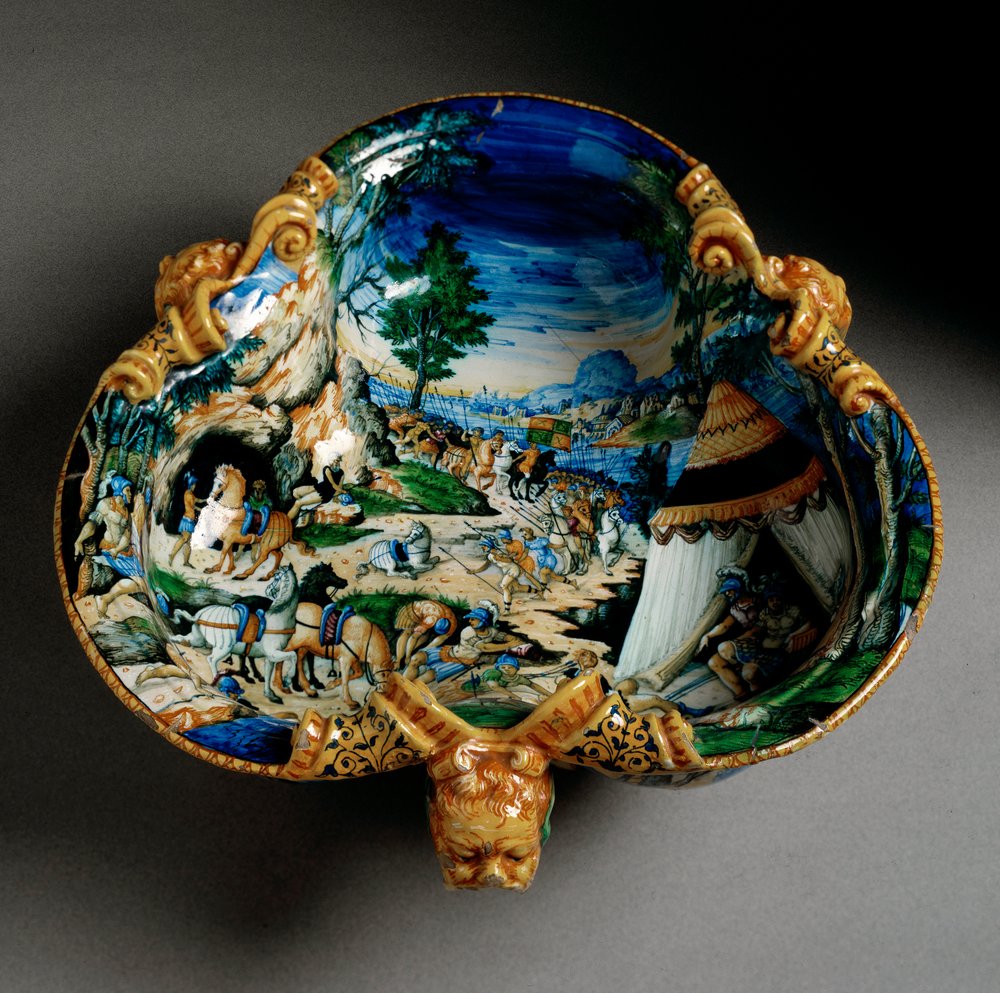 Ceramic Cup in the Shape of a Trefoil Decorated with the Representation ...