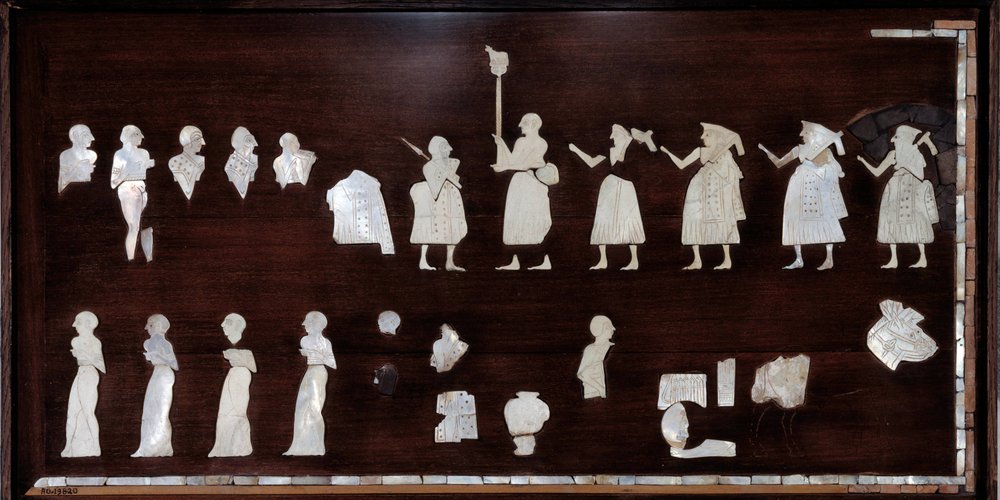 Mosaic elements of Mari's banner in bitumen, shell and stone. 3500 BC