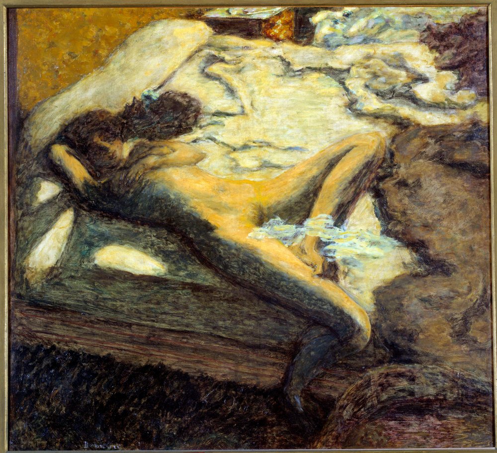 Linden Strasse nude 