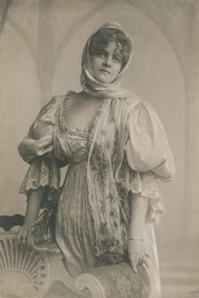 Miss Marie Studholme by Unbekannt