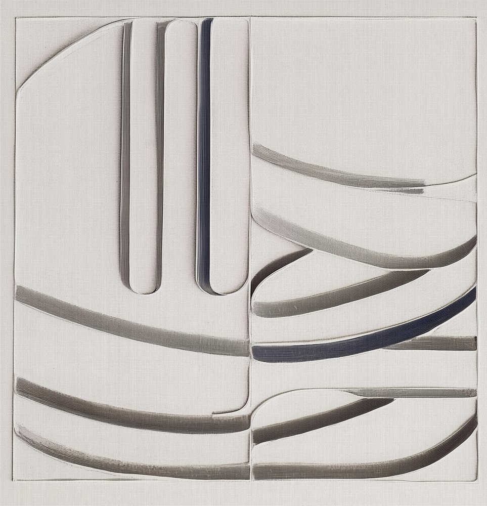 Modern Minimalist Curves by Alma