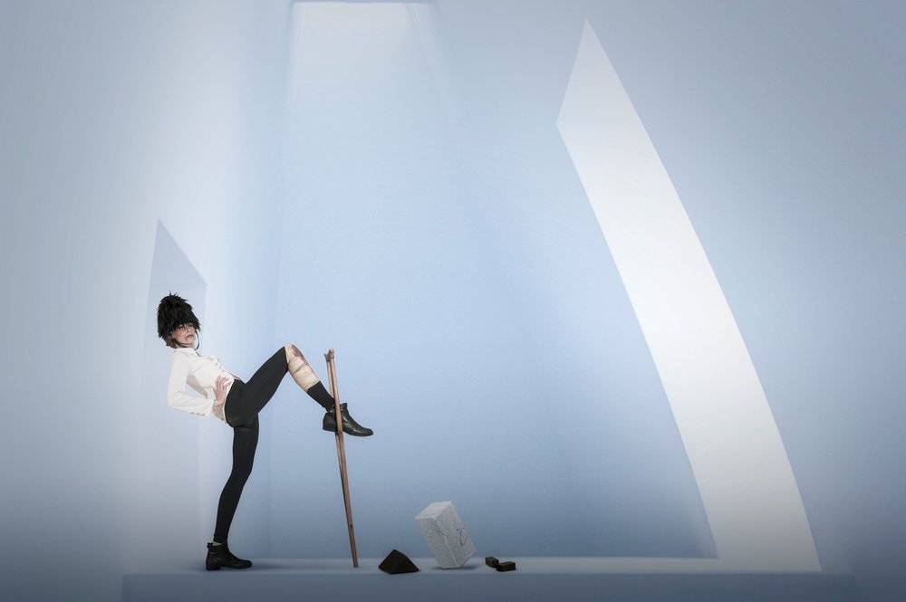 Conceptual Figure Striking Pose by Christine von Diepenbroek
