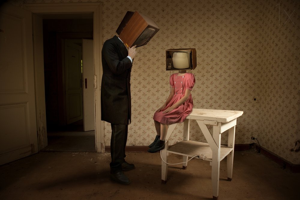 Vintage TV Heads by Christine von Diepenbroek