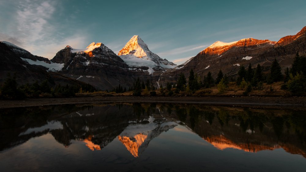 Golden Mountain Reflection by Chuanxu Ren