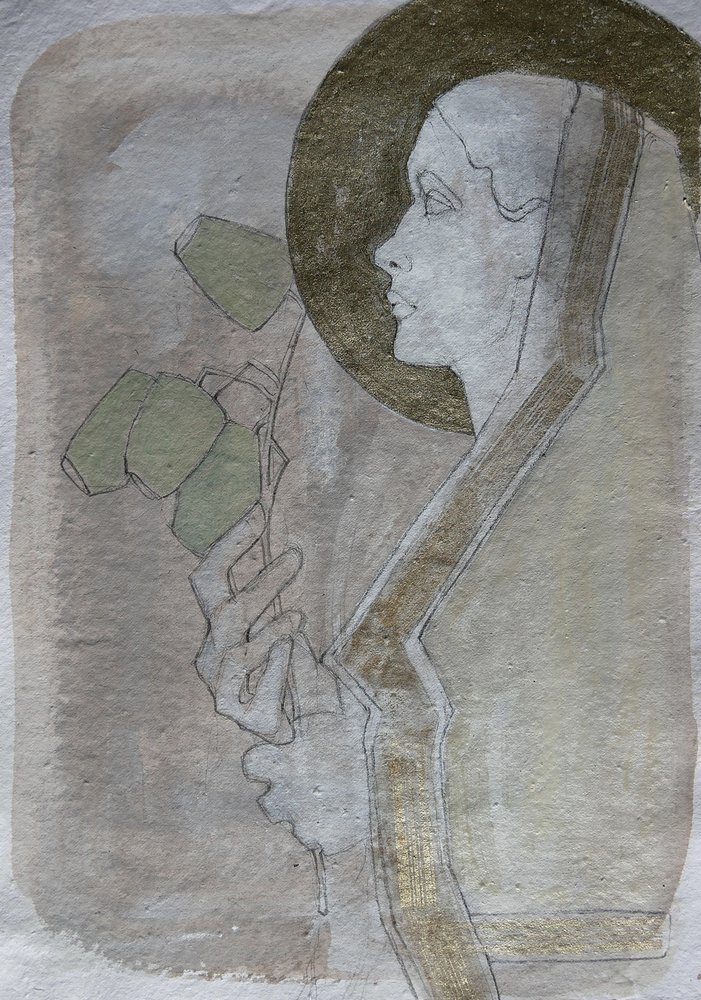 Serene Profile Gold Halo by Doris Schmitz