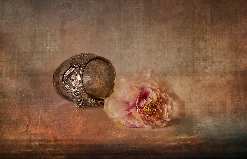 Pink Peony and Keepsake by Elena Arjona