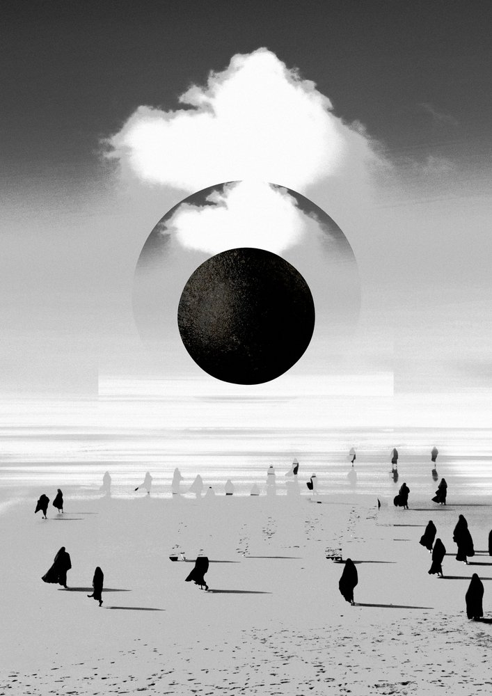 Black Moon Beach by Fran Rodríguez