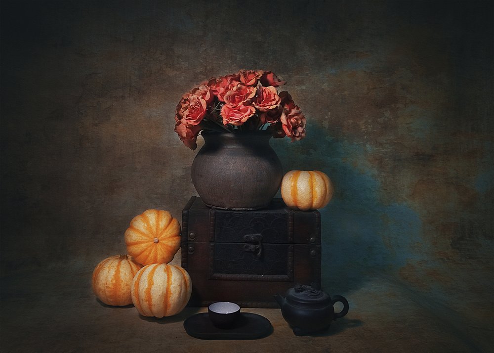 Autumn Rose Still Life by Liu Xing