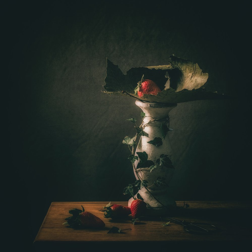 Moody Strawberry Pedestal by Monique van Velzen