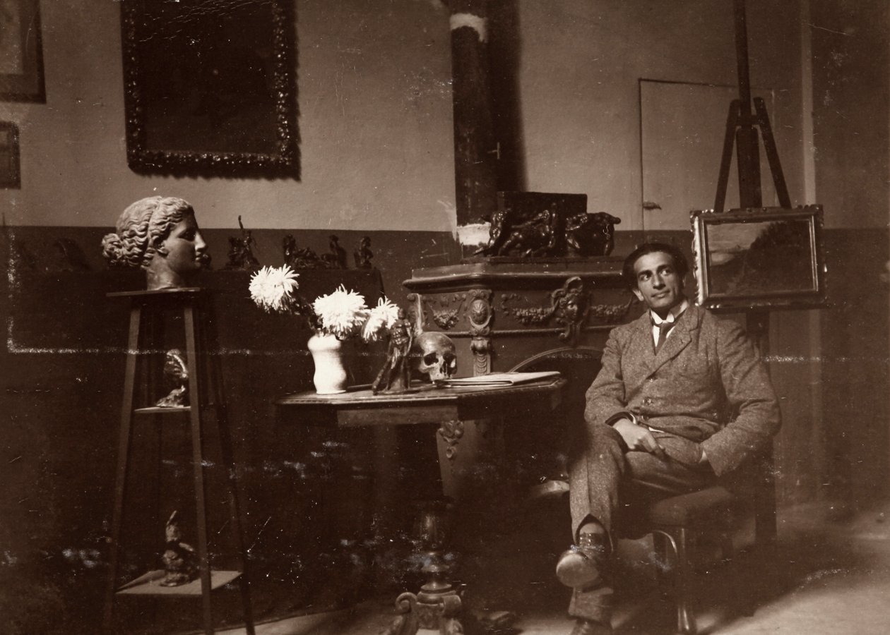 The sculptor Mario Pelagatti in his studio, Florence, 20/11/1920 by Alberto Fierli
