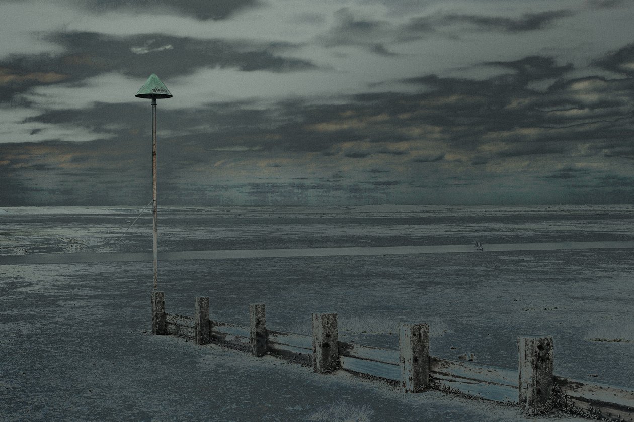 Beach Walk, Leigh-on-Sea, 2018 by Alice Gur-Arie