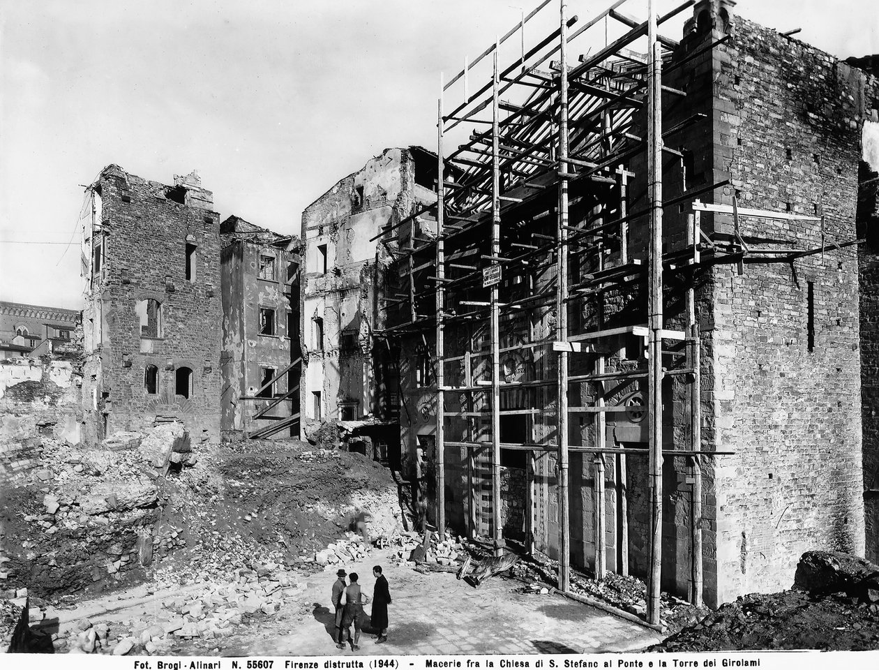 World War II: Damage caused by the bombing between the Church of Santo Stefano al Ponte and the Girolami Tower, in Florence. This photograph was formerly part of the Brogi Collection, but now belongs to the Alinari Collection by Fratelli Alinari