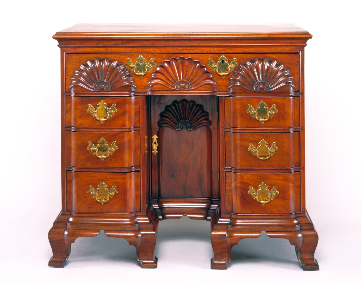 Bureau table, attributed to the shop of John Townsend (1732-1809), Rhode Island, Newport, 1785-1800 by American School