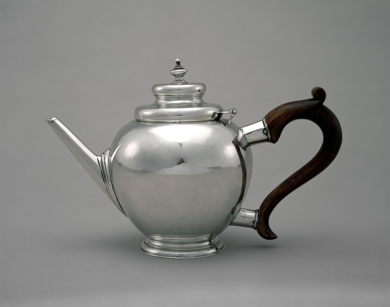 Teapot, from the shop of Bartholomew Shaats, c.1728-48 by American School