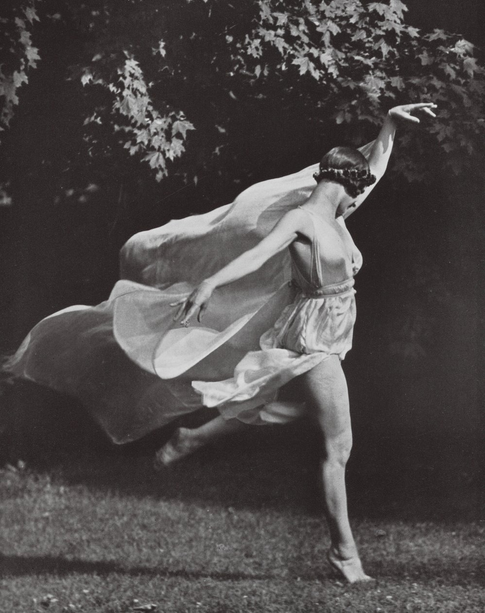 Anna Duncan by Arnold Genthe