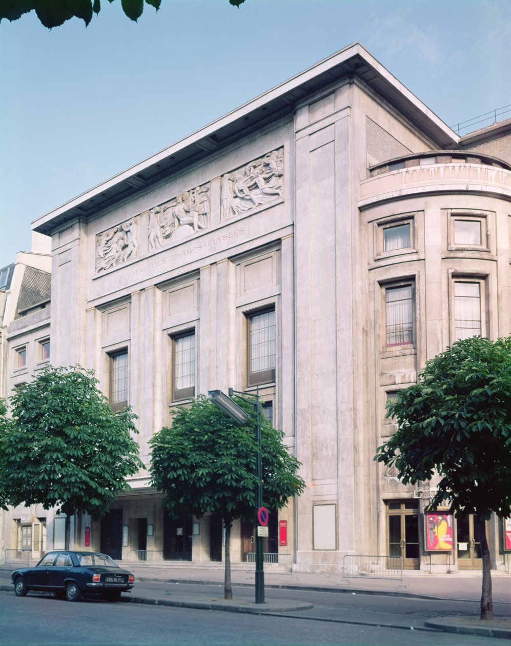Theatre des Champs-Elysees by Auguste Perret