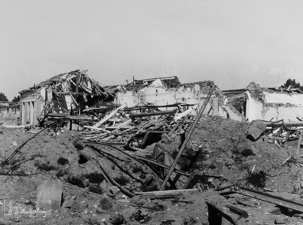 The bombardments of Sermide: buildings damaged during the second world war by Bayard and Bertall