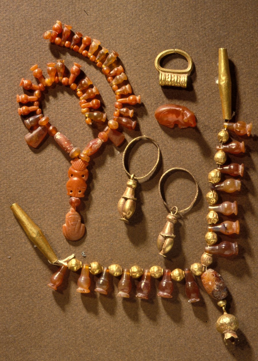 Jewellery Canaanite from Deir al Balah Gaza c.14th century BC