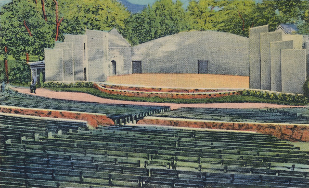 Amphitheatre, Iroquois Park, 1942 by Caufield and Shook