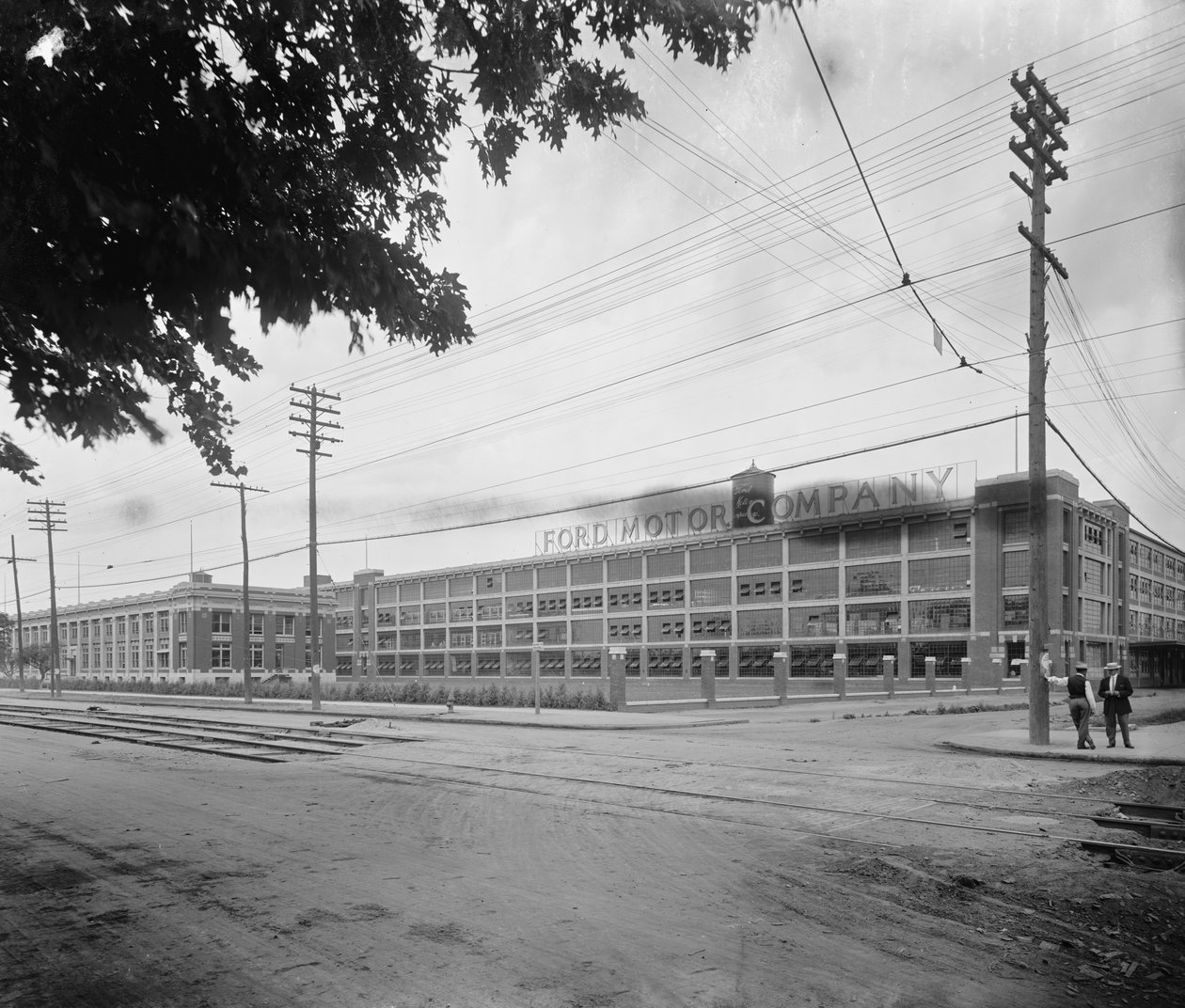Ford Motor Company, Detroit by Detroit Publishing Co.
