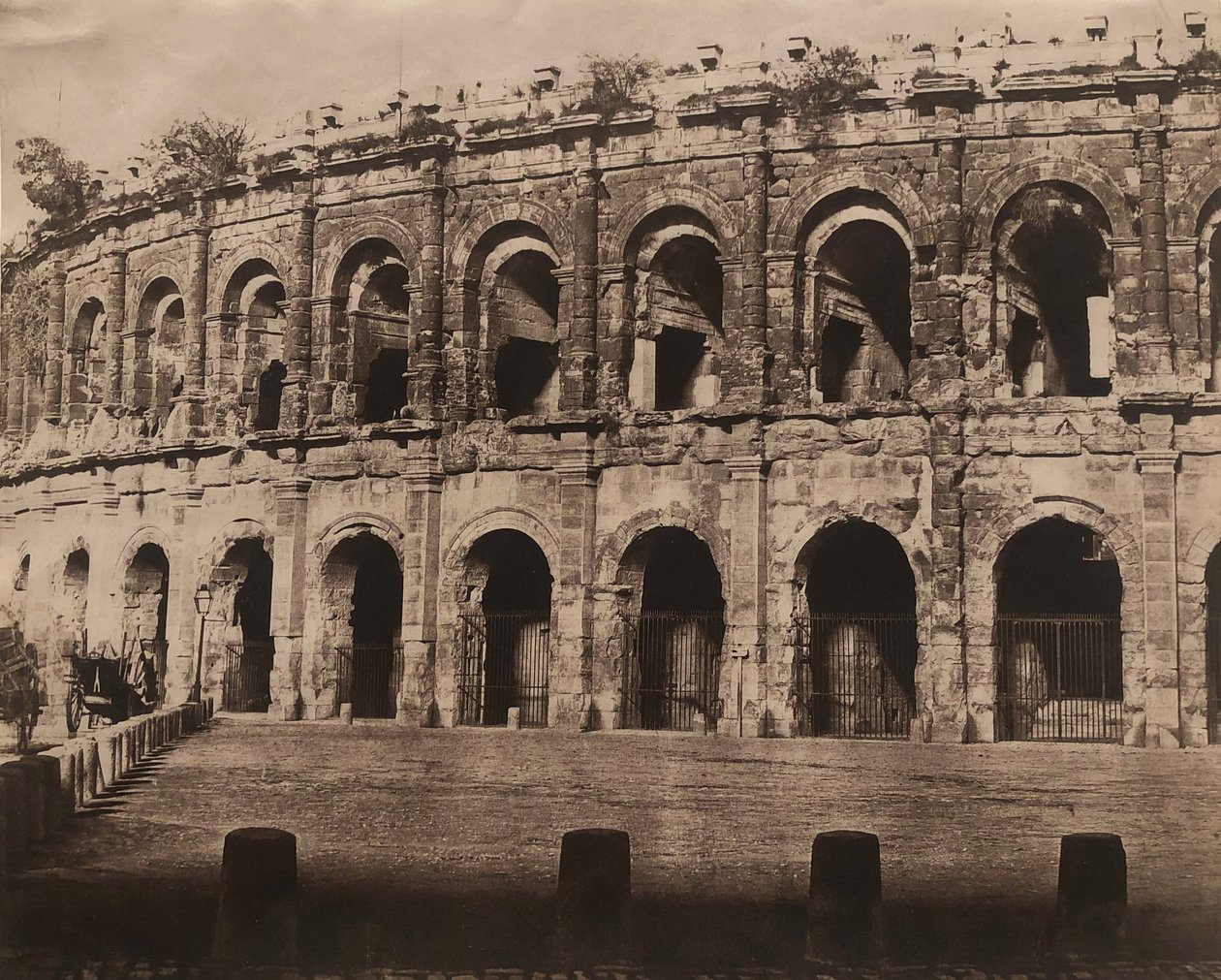 [Amphitheatre, Nîmes] by Édouard Baldus