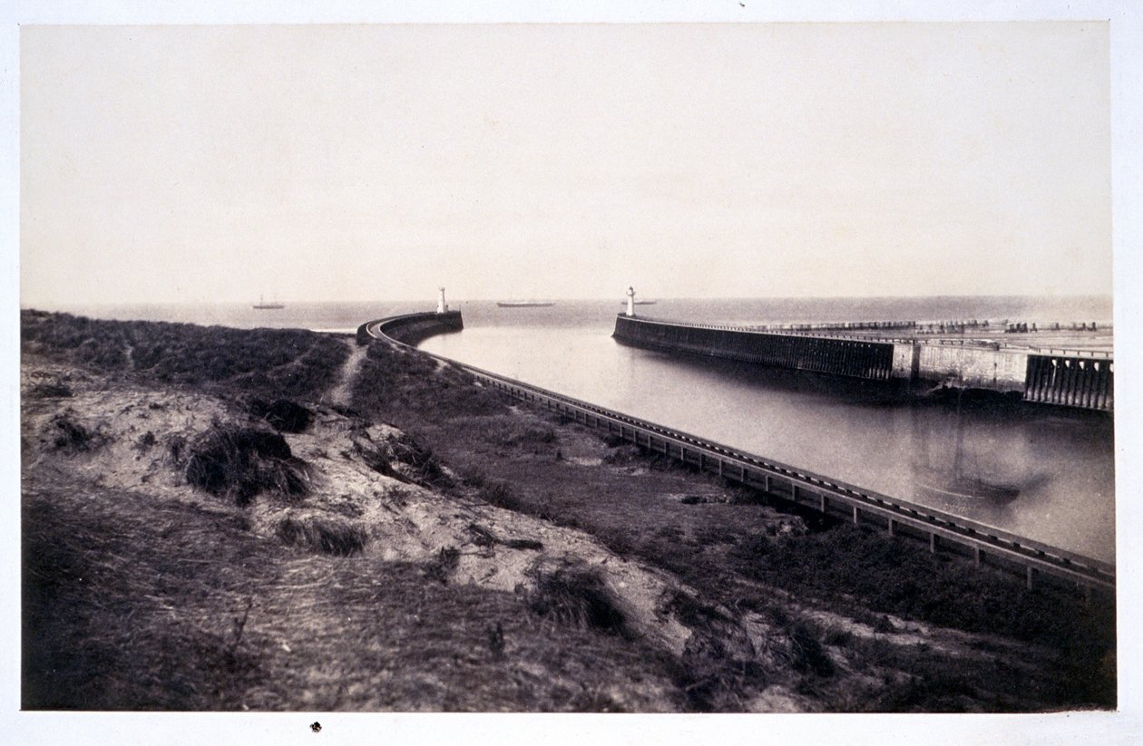 Entrance to the Port, Boulogne by Édouard Baldus