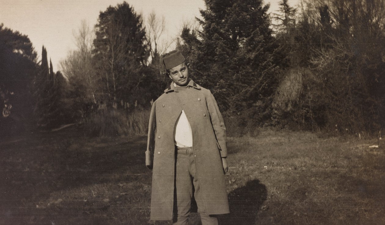 Album of the First World War in Friuli-Venezia Giulia: portrait of an Austrian prisoner cadet in Villa Brazza, home to 17 of the Hospital of war in Soleschiano Manzano by Elena Bianconcini