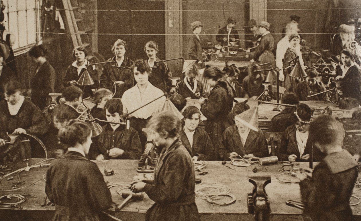 Women workers in the R.N. Air Service, 1914-19 by English Photographer
