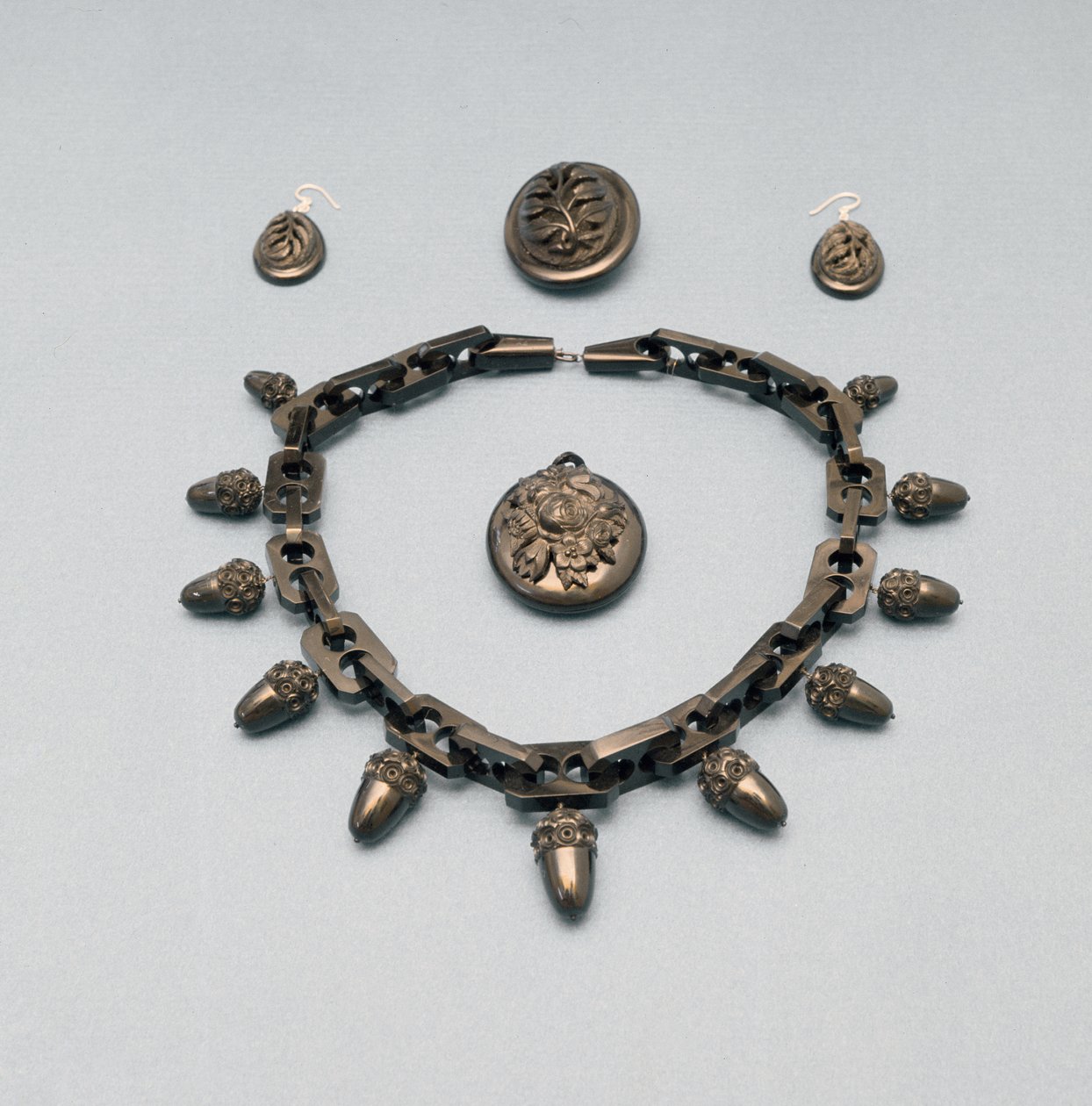 Necklace, earrings, brooch and pendant, c.1870 by English School