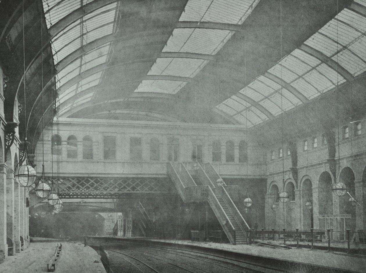 Kings Cross Station: view of the platforms by English Photographer