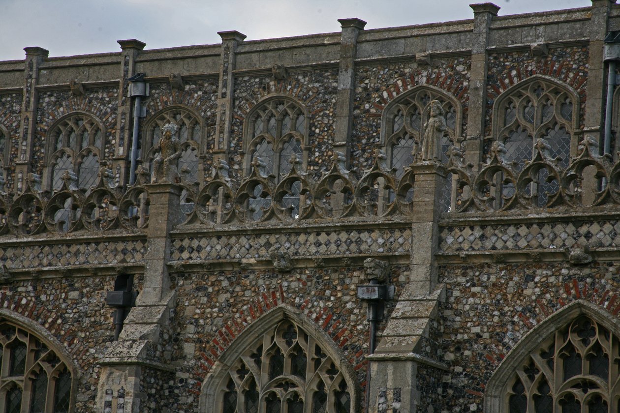 Detail on the south side of the church by English School