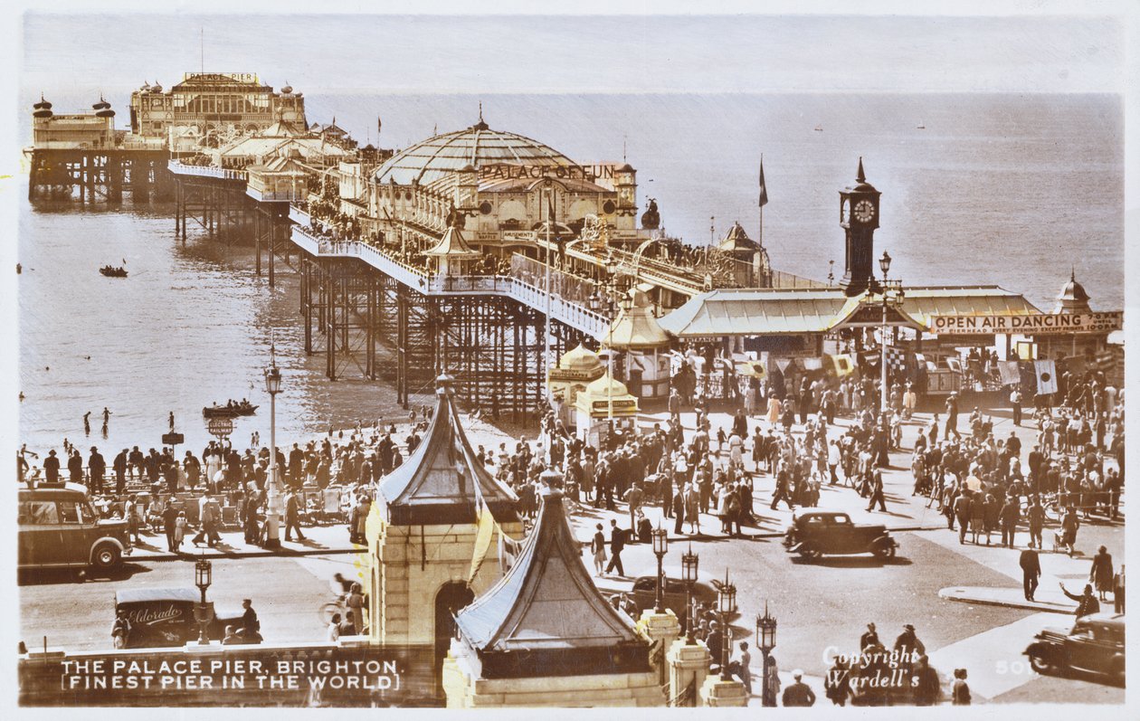 Postcard depicting the Palace Pier at Brighton (after a coloured photo) by English School