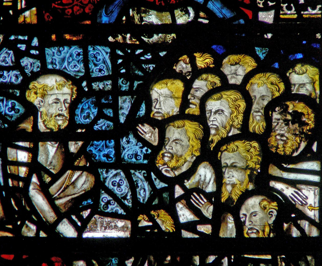Window depicting Christ washes His disciples