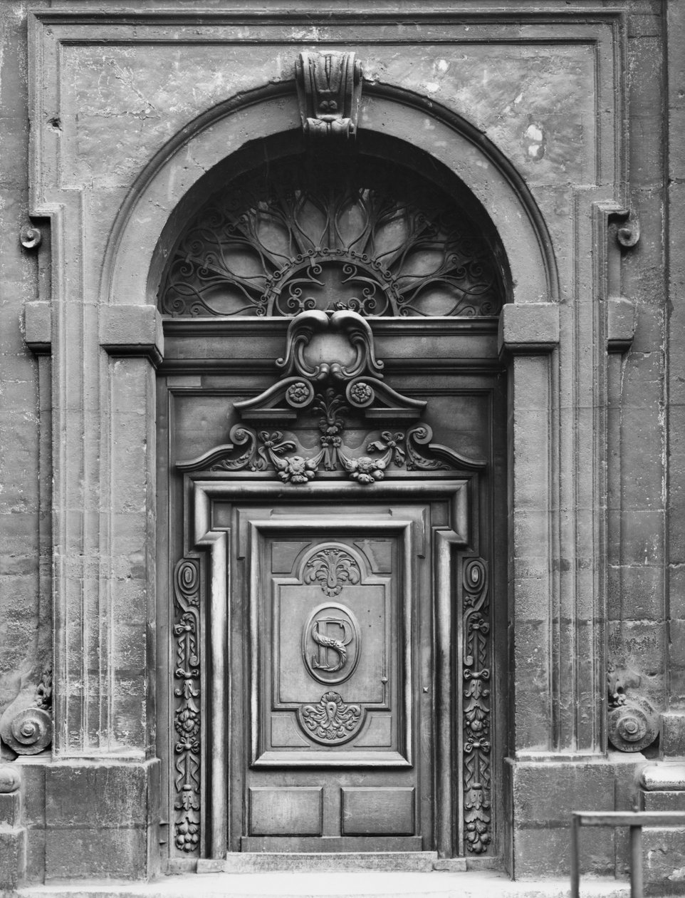 View of the facade of the Church of Saint-Paul-Saint-Louis, Paris, the East portal by Etienne and Derand, F. Martellange