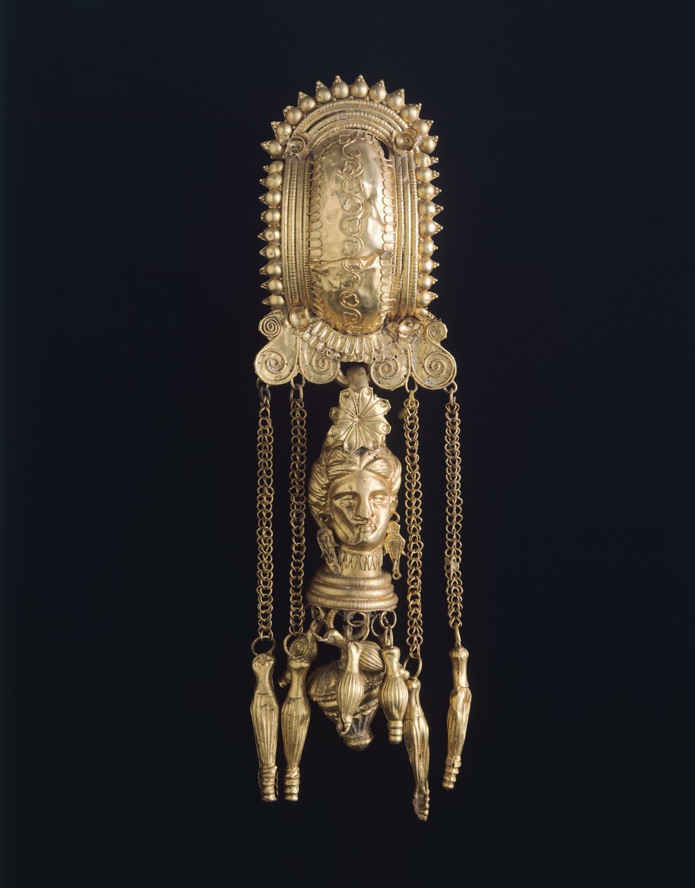 Earring, from Todi (Umbria). Etruscan civilization, 4th Century BC. by Etruscan