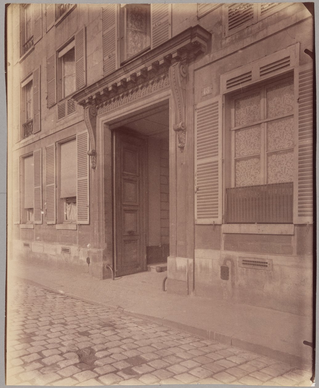Hotel Richelieu, 18 Quai de Bethune by Eugène Atget