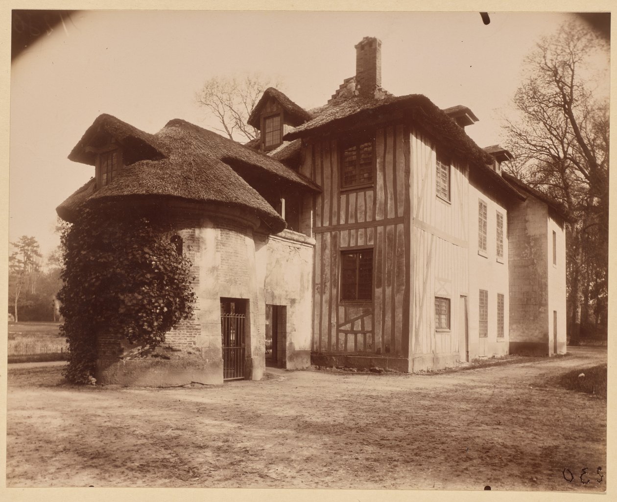 Trianon by Eugène Atget