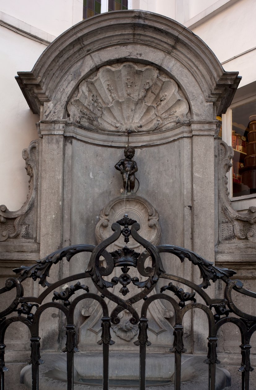 Manneken Pis by Francois Duquesnoy