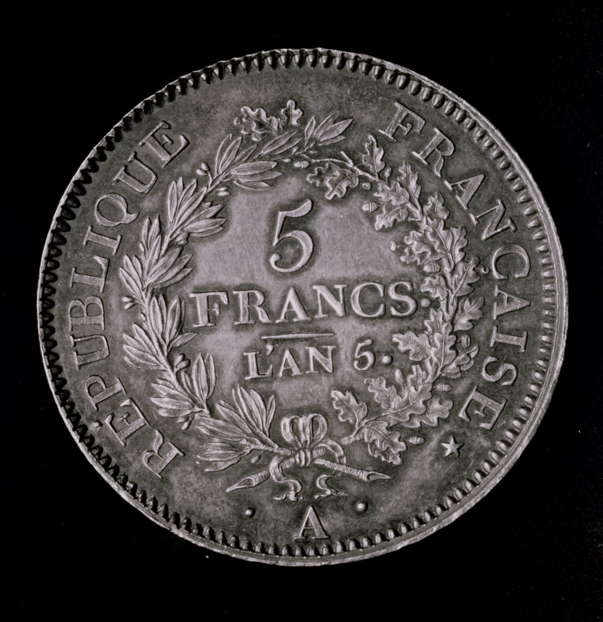 A pound of twenty sols, equivalent to the first franc of the First Republic (obverse) by French School