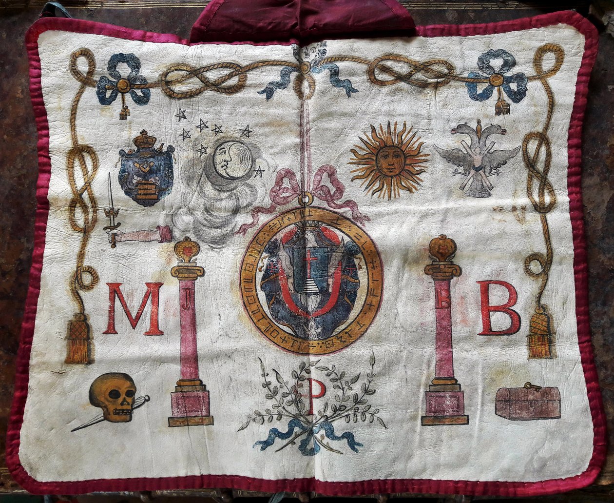 Freemasonry: apron in leather of master mason decorated with symbols and emblems of Freemasons by French School