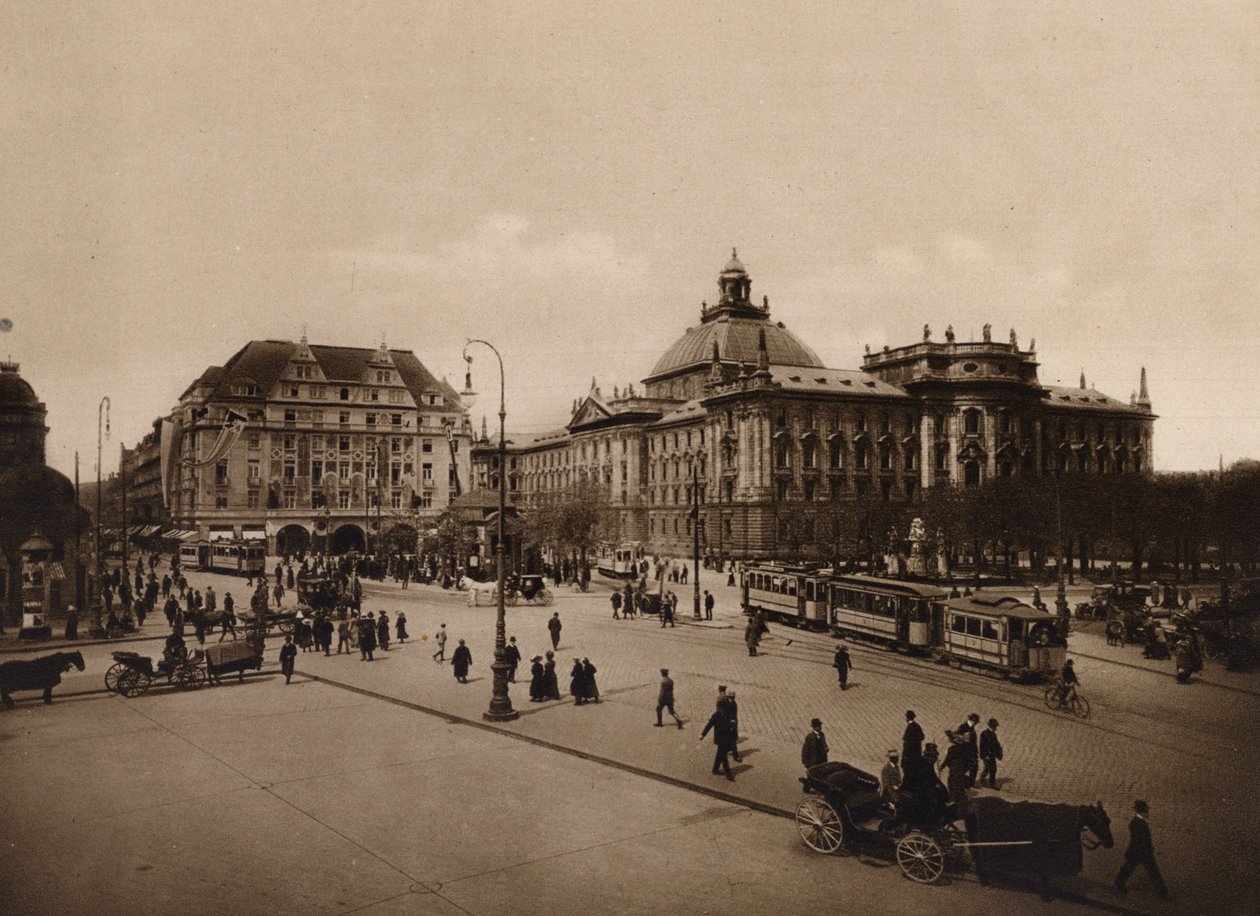 Munich: Justizpalast by German Photographer