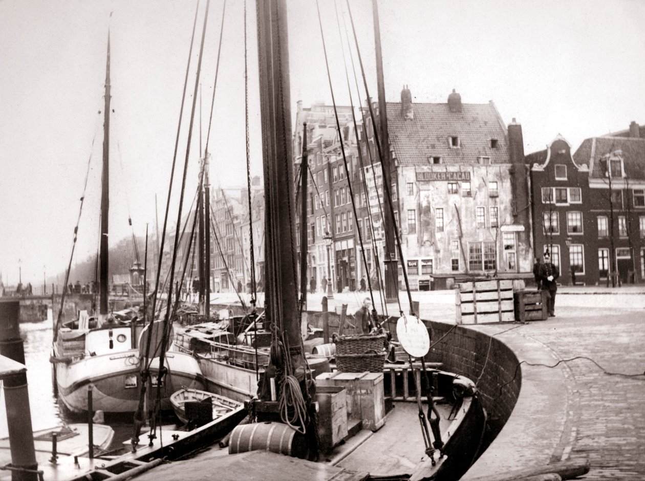 Canal Boats, Rotterdam by James Batkin