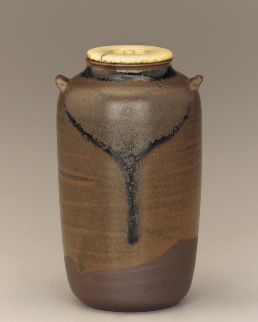 Tea caddy with two lugs, Koishibara, Edo period by Japanese School
