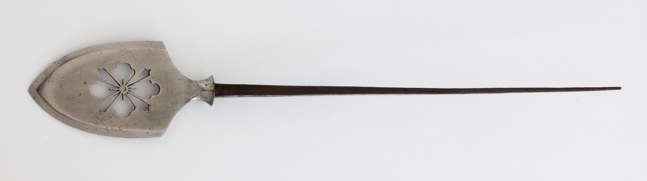 Yanone (arrowhead) of flat type with pierced Hanabishi design by Japanese School