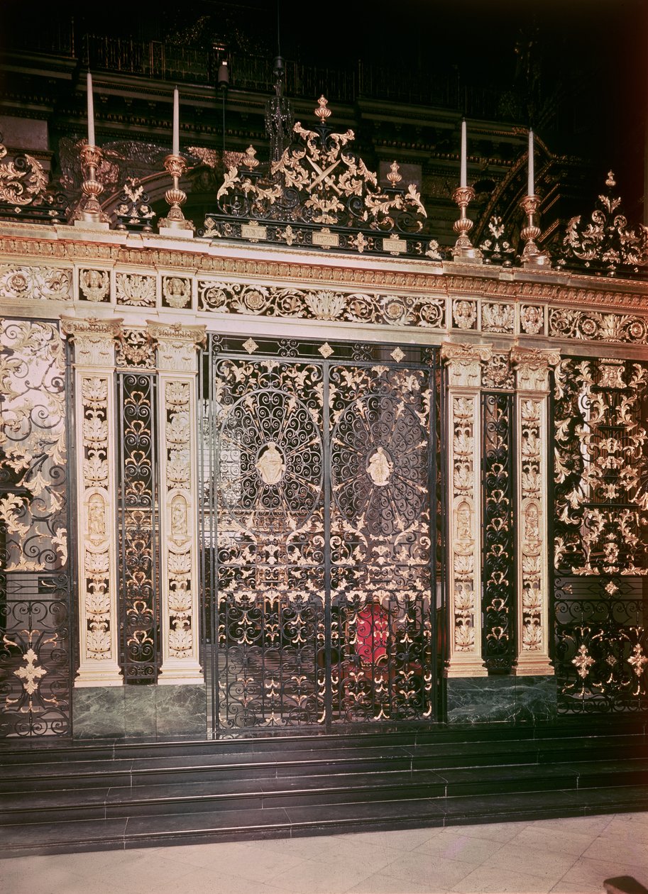 Gates from the Sanctuary screen, St.Paul